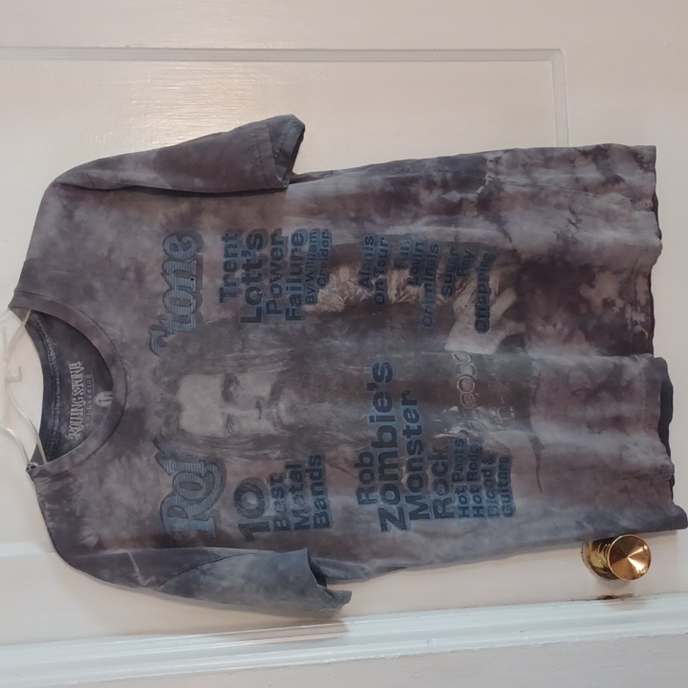 Rolling Stone tee shirt men's size large distressed tee shirt Rob Zombies